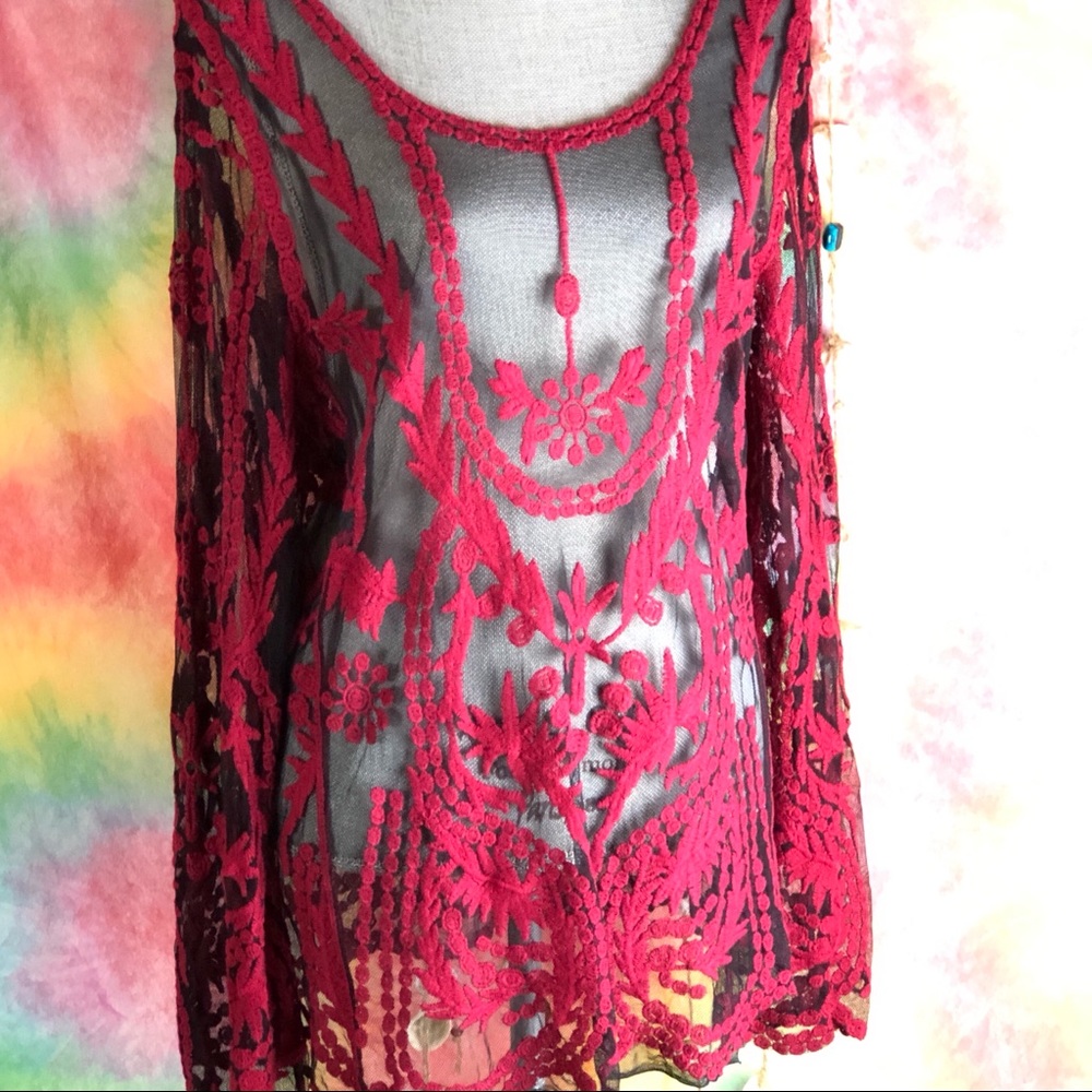 Gorgeous Deep red and Black sheer Lace long sleeved top EC - Picture 6 of 12